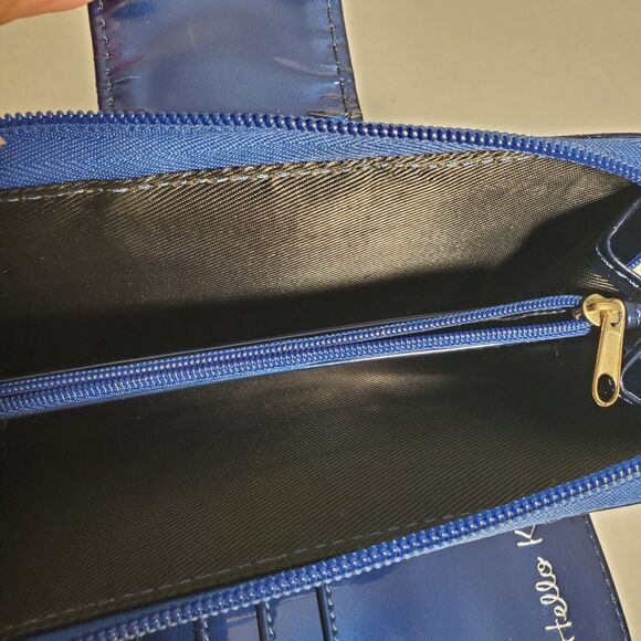 Hello Kitty 2011 Embossed Blue Wallet Clutch Purse –Metallic Patent Faux Leather - Picture 12 of 16